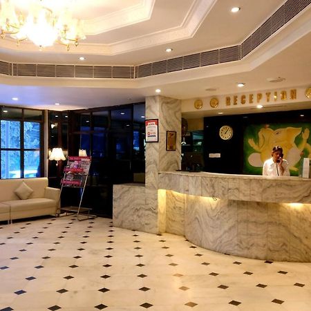 Hotel Mb International Palace Side Mysore Εξωτερικό φωτογραφία