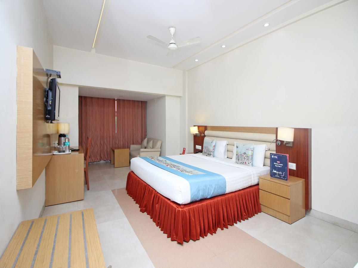 Hotel Mb International Palace Side Mysore Εξωτερικό φωτογραφία