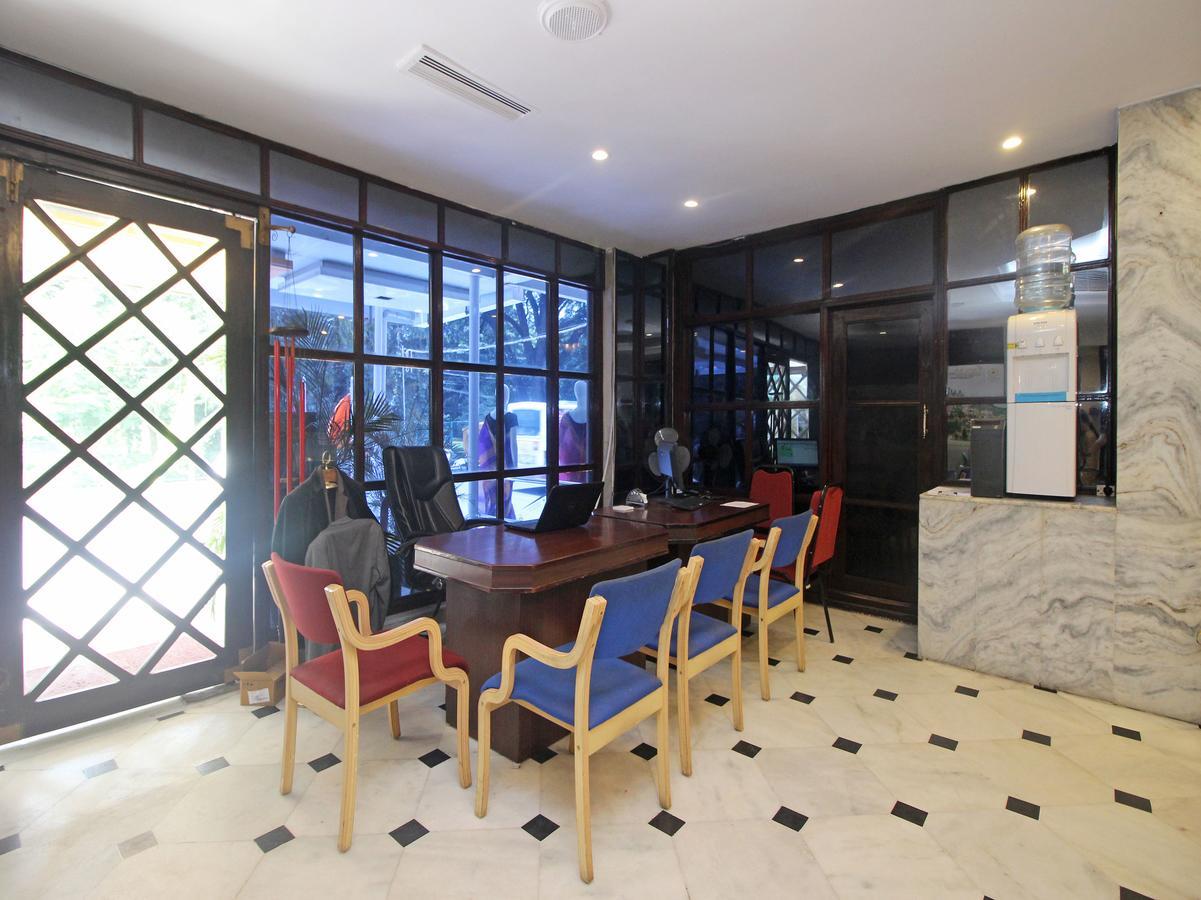 Hotel Mb International Palace Side Mysore Εξωτερικό φωτογραφία