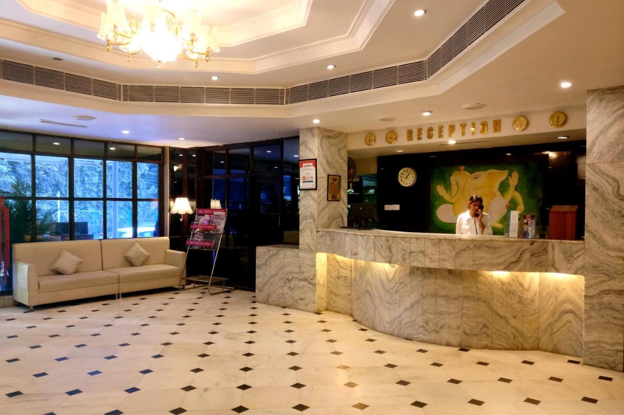 Hotel Mb International Palace Side Mysore Εξωτερικό φωτογραφία